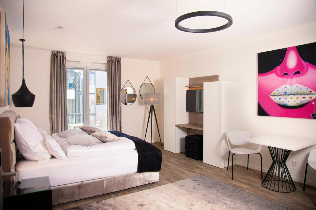 The Faces Berlin Apartment Exterior photo